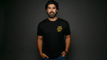 Load image into Gallery viewer, Team Never Quit Skull Tee